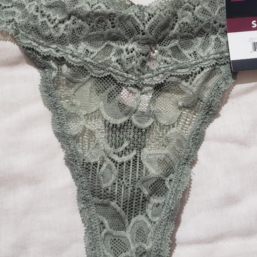 No Boundaries Green Lace Thong Panty